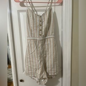 Abercrombie and fitch romper NEVER WORN